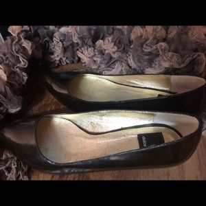 Dolce Vita patent leather kitten Heels !